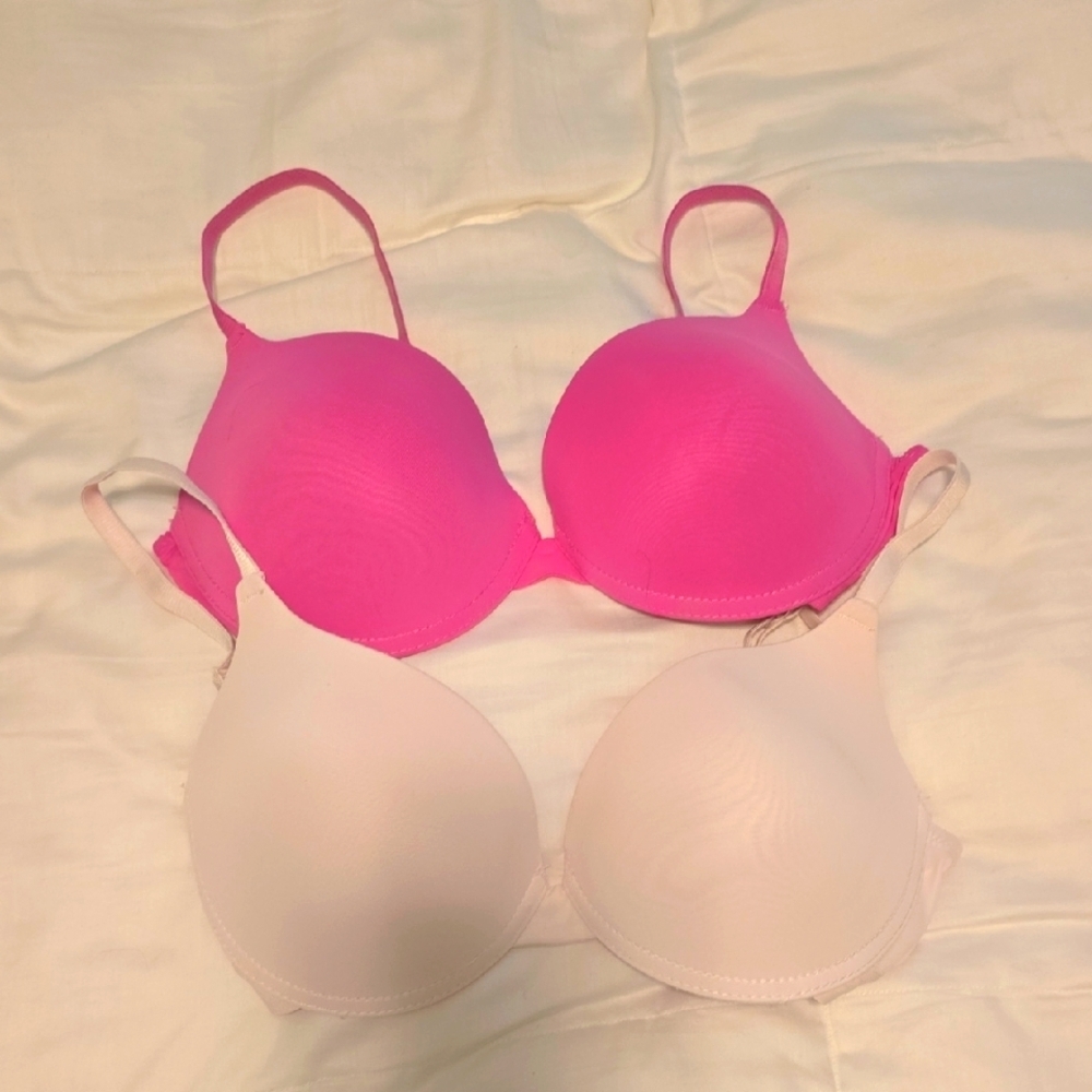 Steve Madden Pink and White T-Shirt / Push Up Bras with Underwire EUC 36C (#6)